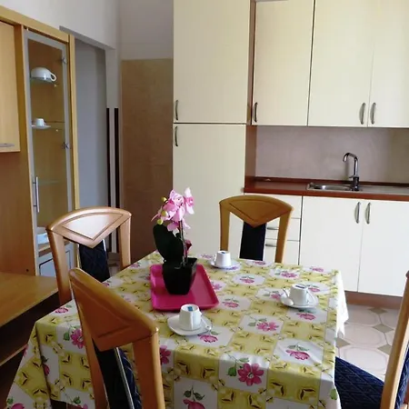 079 E 080 Tropical Di Salentoinvacanza.com * サルヴェ