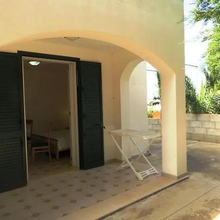 079 E 080 Tropical Di Salentoinvacanza.com アパート *